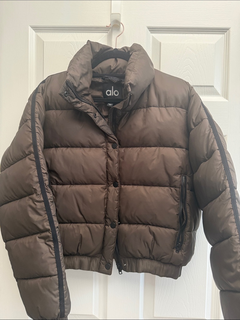 ALO Yoga Brown Puffer Jacket